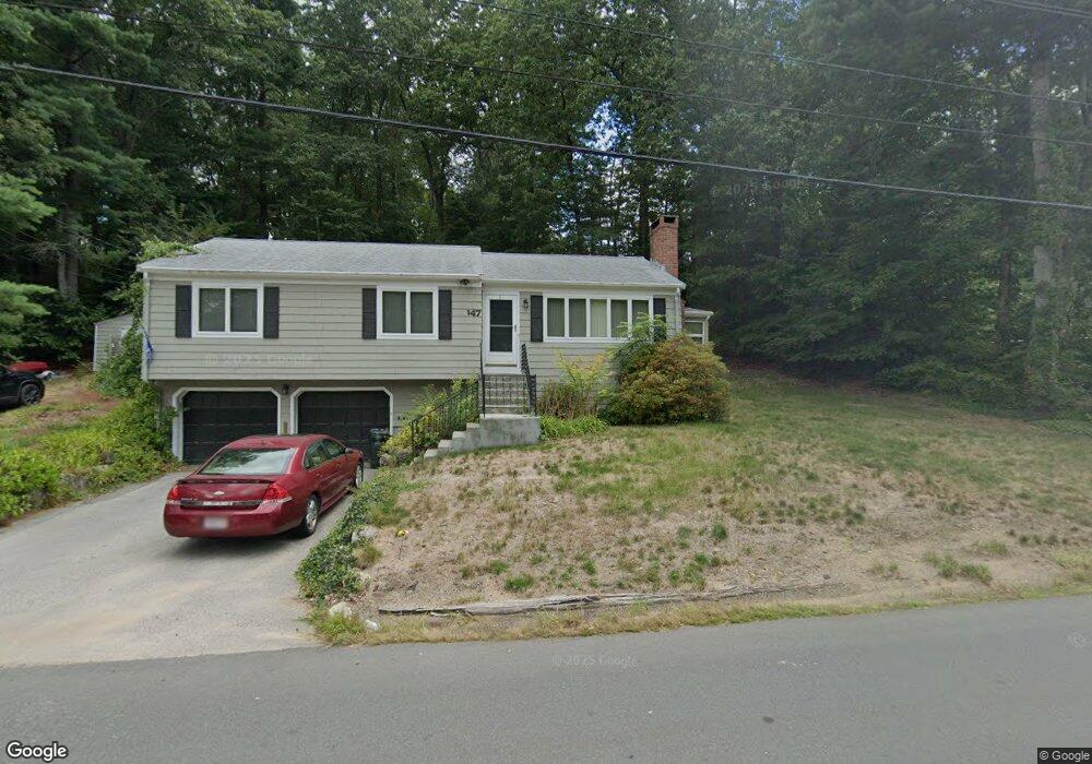 147 Hobart St, Hingham, MA 02043 - photo 1