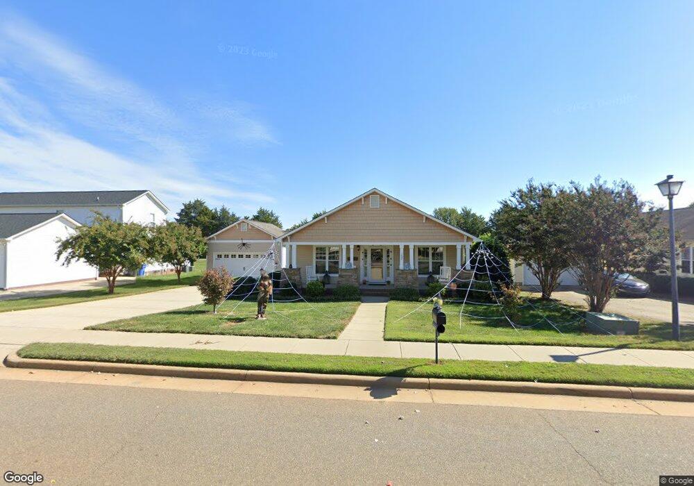 107 Kingsgate Ct, Statesville, NC 28625 - photo 1