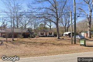 401 North St, Union, MS 39365