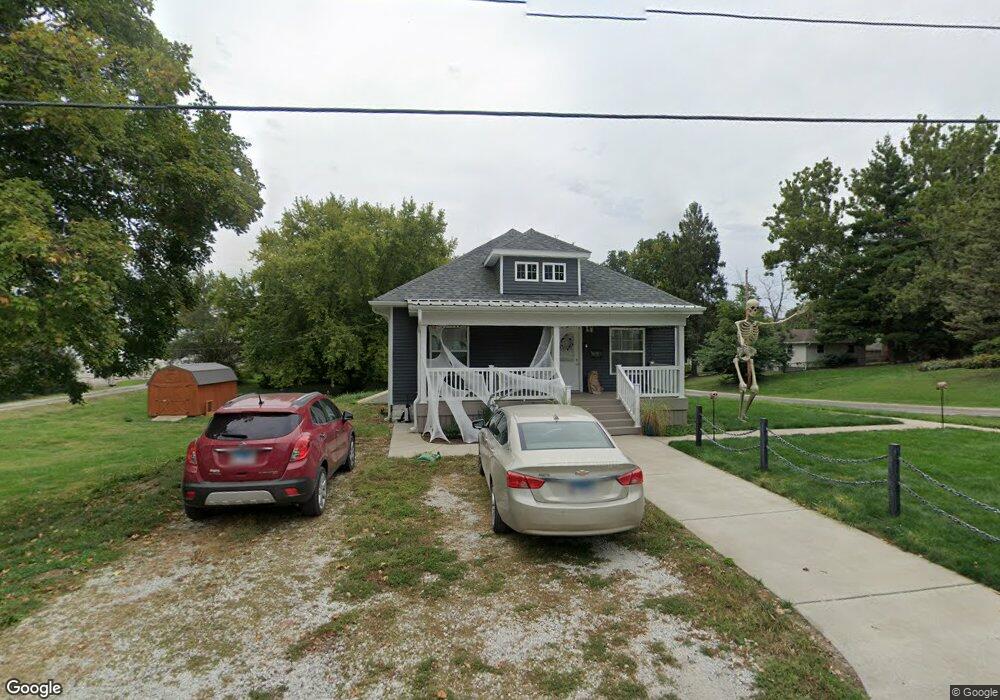 242 S Morgan St, Virginia, IL 62691 - photo 1
