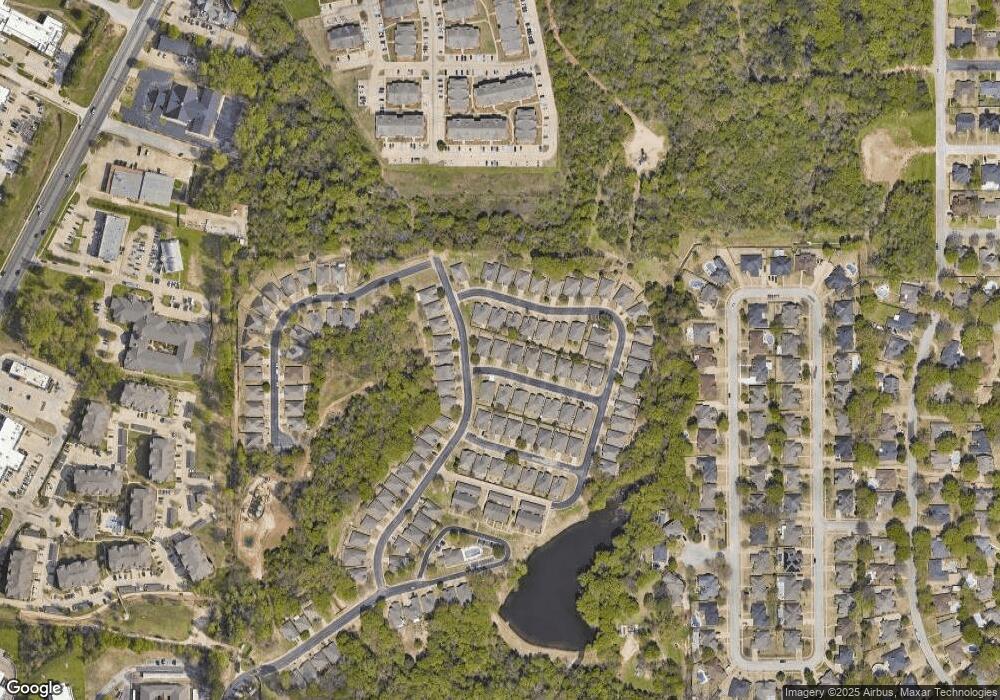 1923 Hollyglen Dr, Tyler, TX 75703 - photo 1