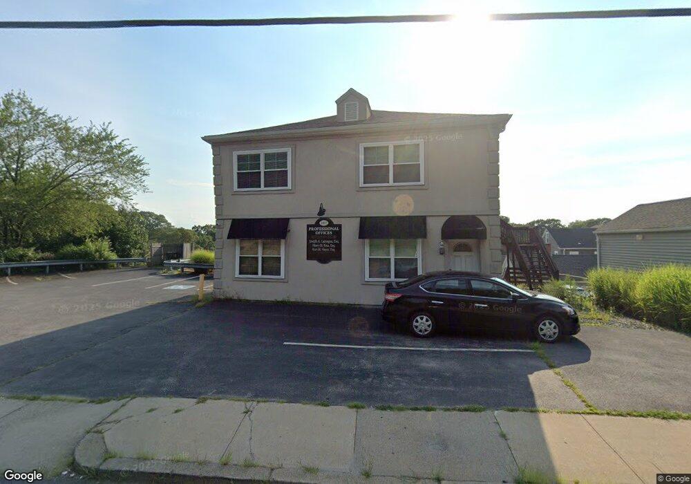 2417 Mendon Rd, Woonsocket, RI 02895 - photo 1