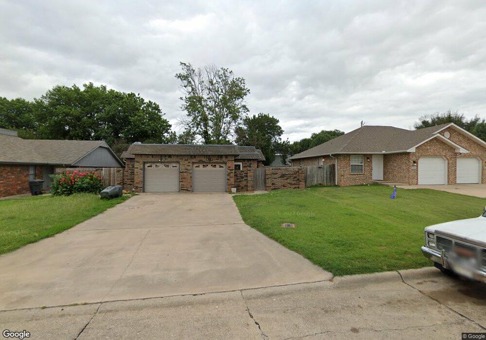 2405 Briarwood Ct, Ardmore, OK 73401 - photo 1