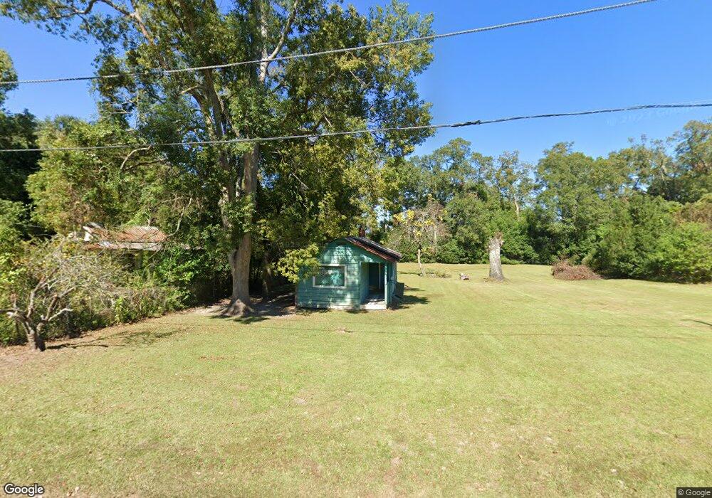 526 Pine St, Blackshear, GA 31516 - photo 1