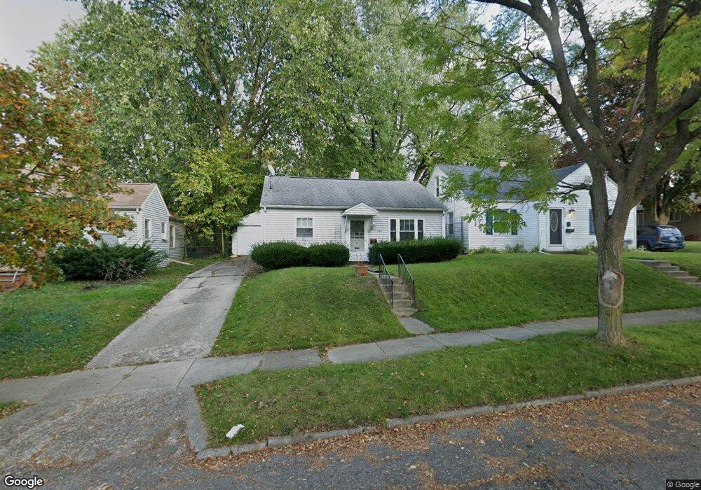 1611 Park Ave, Lansing, MI 48910 - photo 1