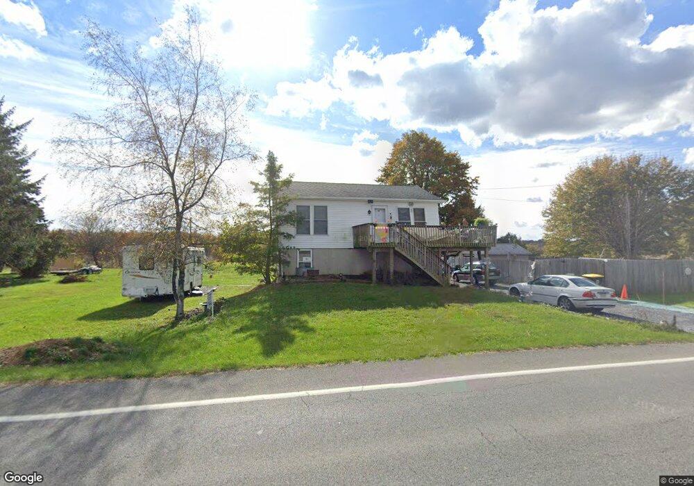 2859 Mountain View Dr, Bath, PA 18014 - photo 1