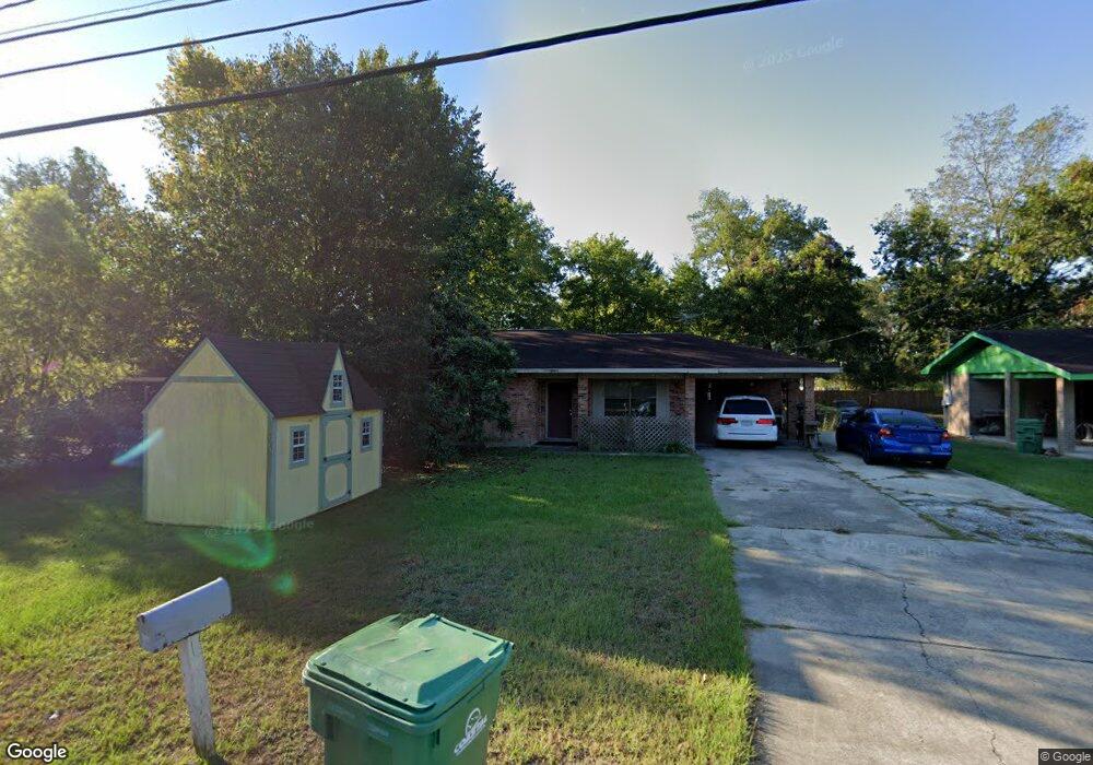 305 Rosa St, Picayune, MS 39466 - photo 1