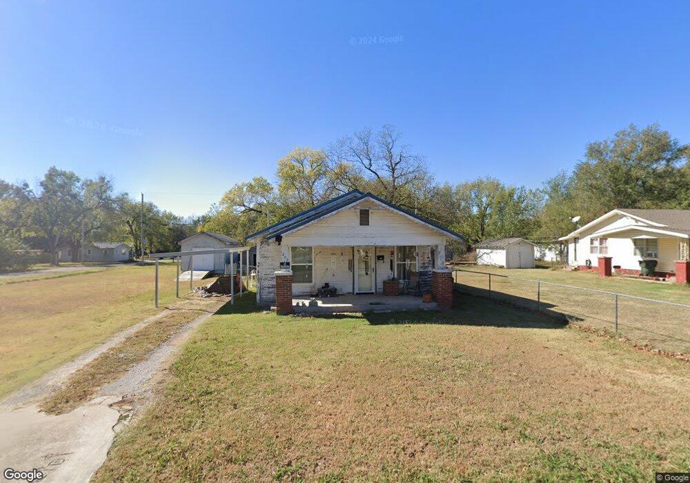1202 N Bryan St, Okmulgee, OK 74447 - photo 1