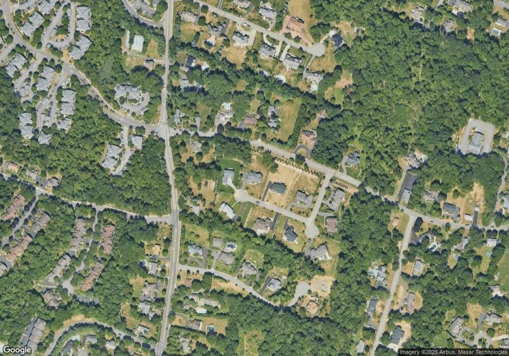 17 Arbor Ln, Mahwah, NJ 07430 - photo 1