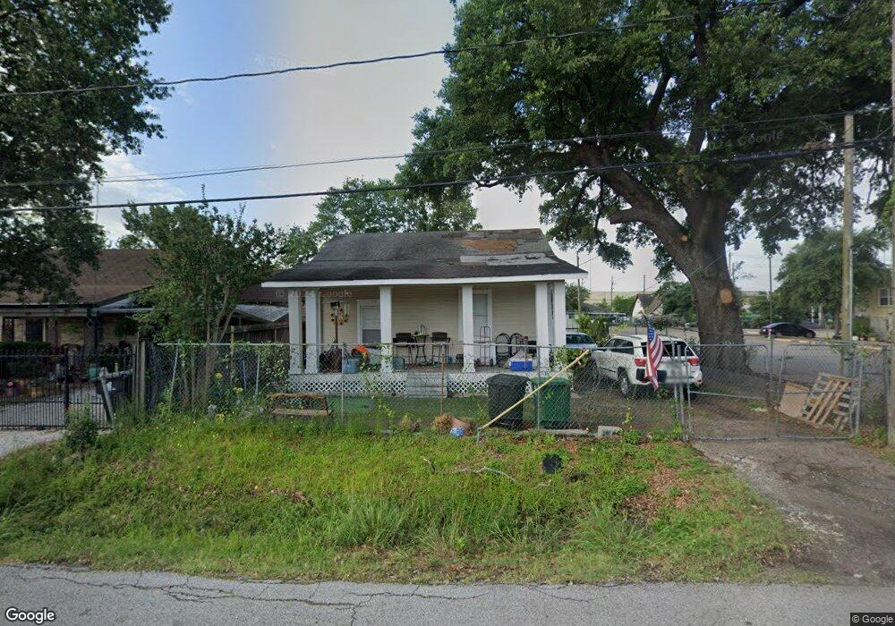 112 King St, Houston, TX 77022 - photo 1