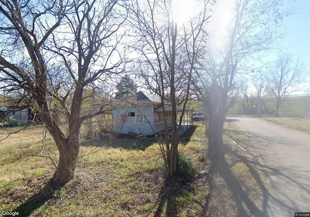 411 State St, Henryetta, OK 74437 - photo 1