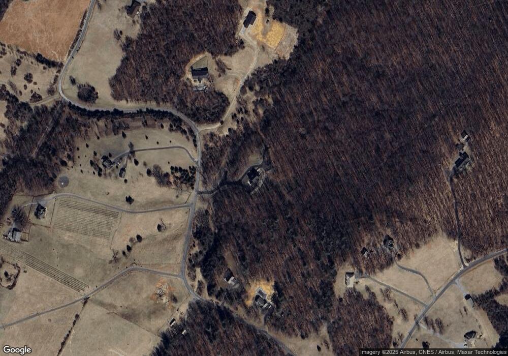 139 Lariat Cir, Staunton, VA 24401 - photo 1