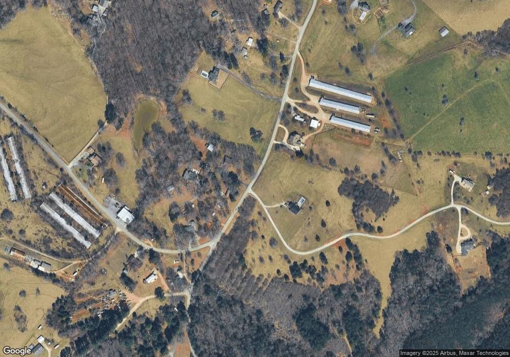 340 Twin River Orchard Rd, Demorest, GA 30535 - photo 1