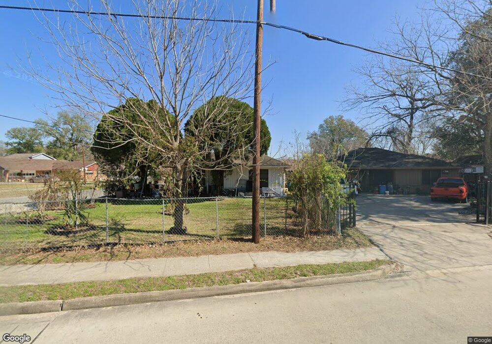 9024 Fulton St, Houston, TX 77022 - photo 1