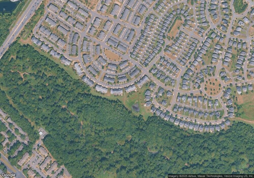 16494 Steerage Cir, Woodbridge, VA 22191 - photo 1