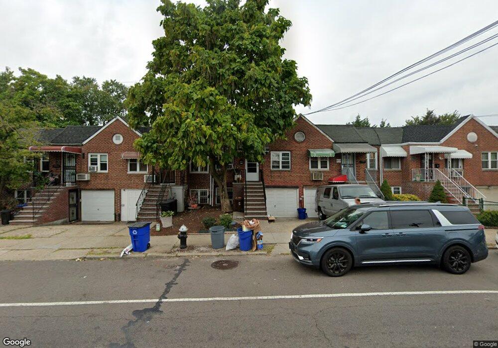 59-24 164th St unit 2 Fl, Fresh Meadows, NY 11365 - photo 1