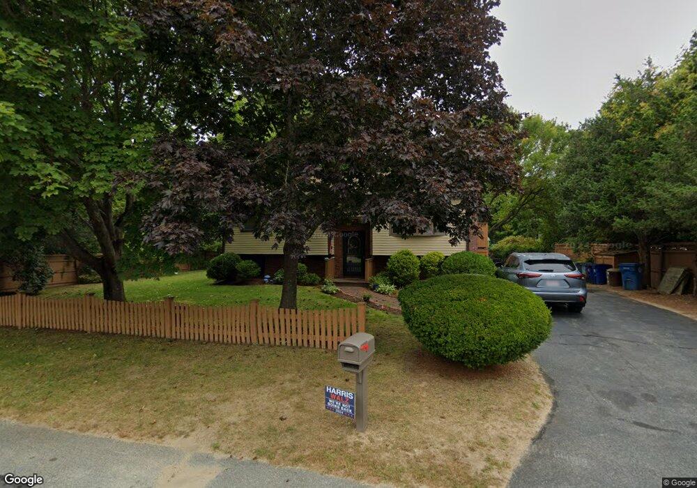 4 Trotting Ln, Teaticket, MA 02536 - photo 1