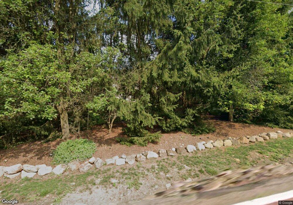 884 Colonial Rd, Franklin Lakes, NJ 07417 - photo 1