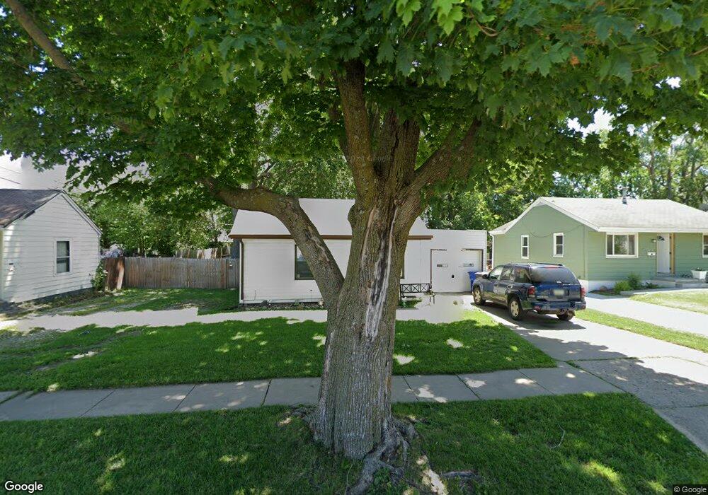 903 E 27th St, Des Moines, IA 50317 - photo 1