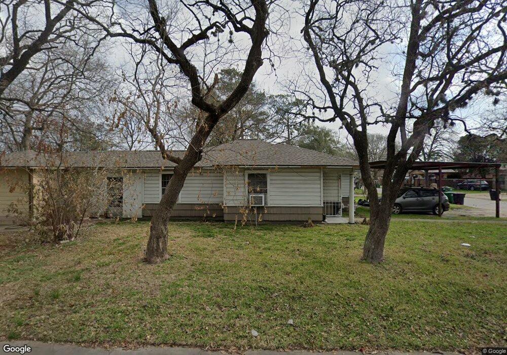 3003 Fleetwood St, Houston, TX 77093 - photo 1