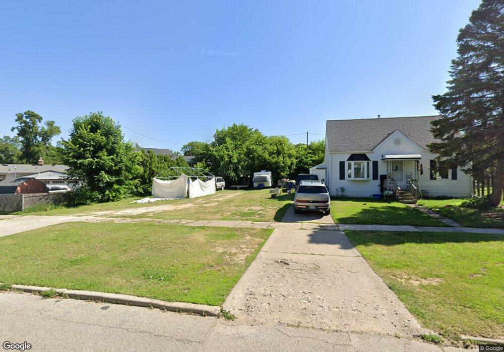 4127 Red Arrow Rd, Flint, MI 48507 - photo 1