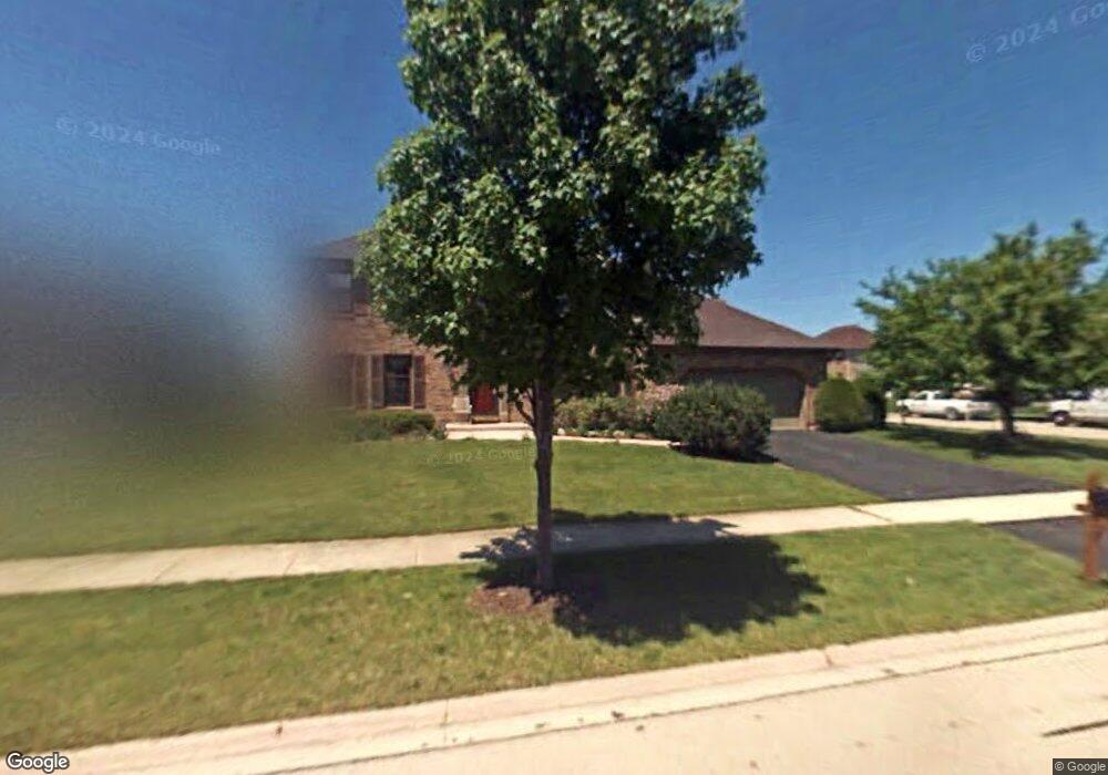 1622 Ithaca Dr, Naperville, IL 60565 - photo 1