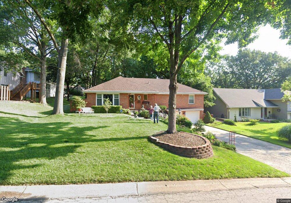 10122 W 65th Dr, Shawnee, KS 66203 - photo 1