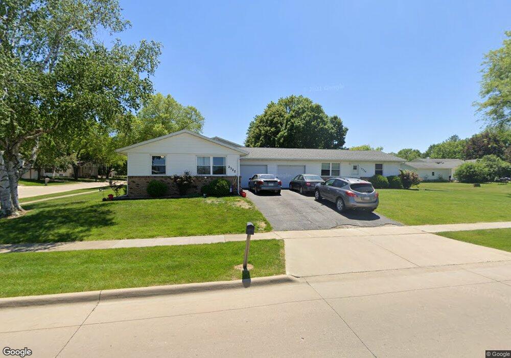 2322 Crescent Dr unit 2324, Cedar Falls, IA 50613 - photo 1