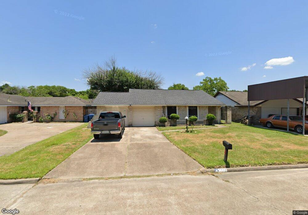 2114 Beaver Bend Rd, Houston, TX 77088 - photo 1