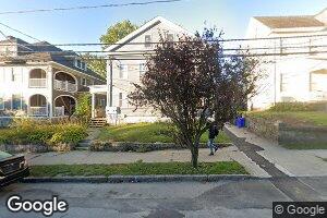 10 Franklin St, New London, CT 06320