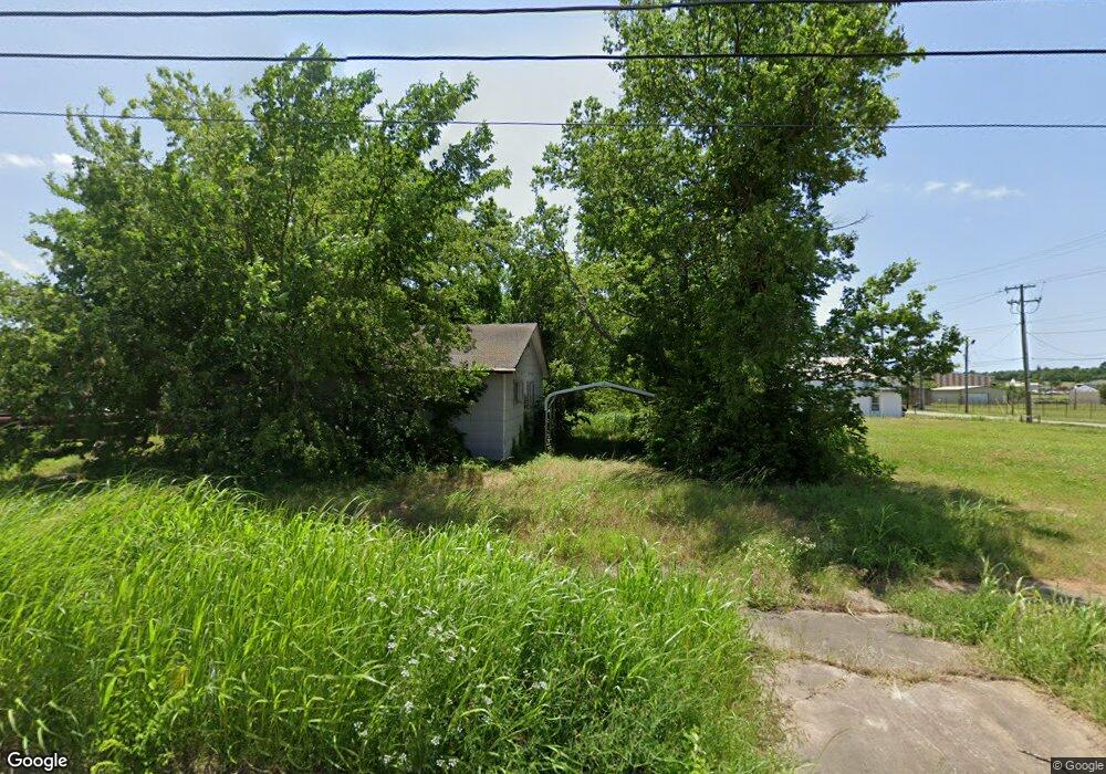 217 & 221 W Maple, Cushing, OK 74023 - photo 1