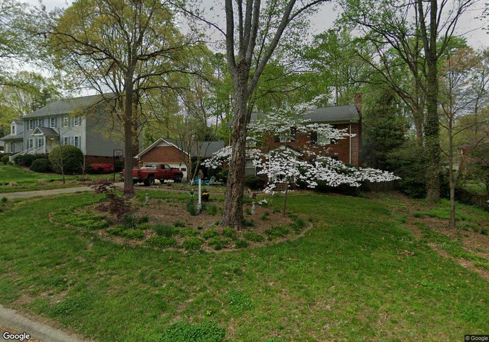 1702 Westminster Dr, Greensboro, NC 27410