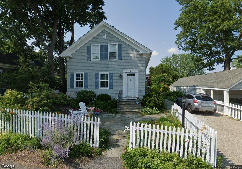 32 Apple Tree Ln, Barrington, RI 02806 - photo 1