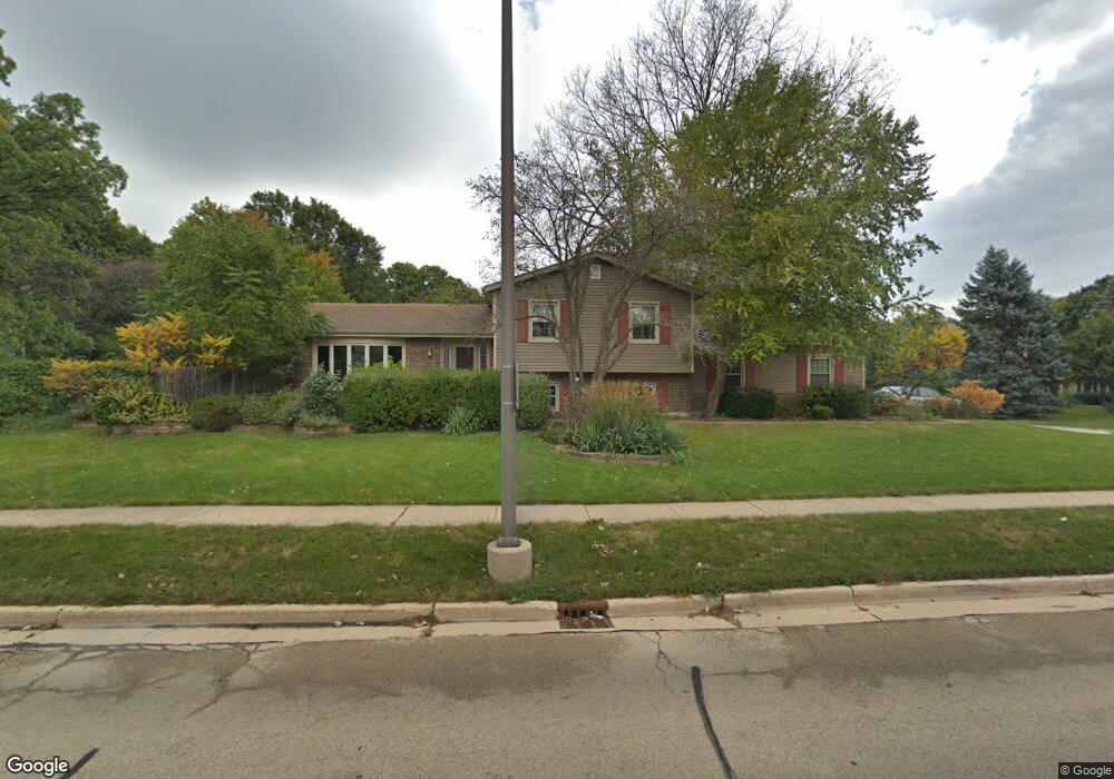 1165 Pine St, Batavia, IL 60510 - photo 1