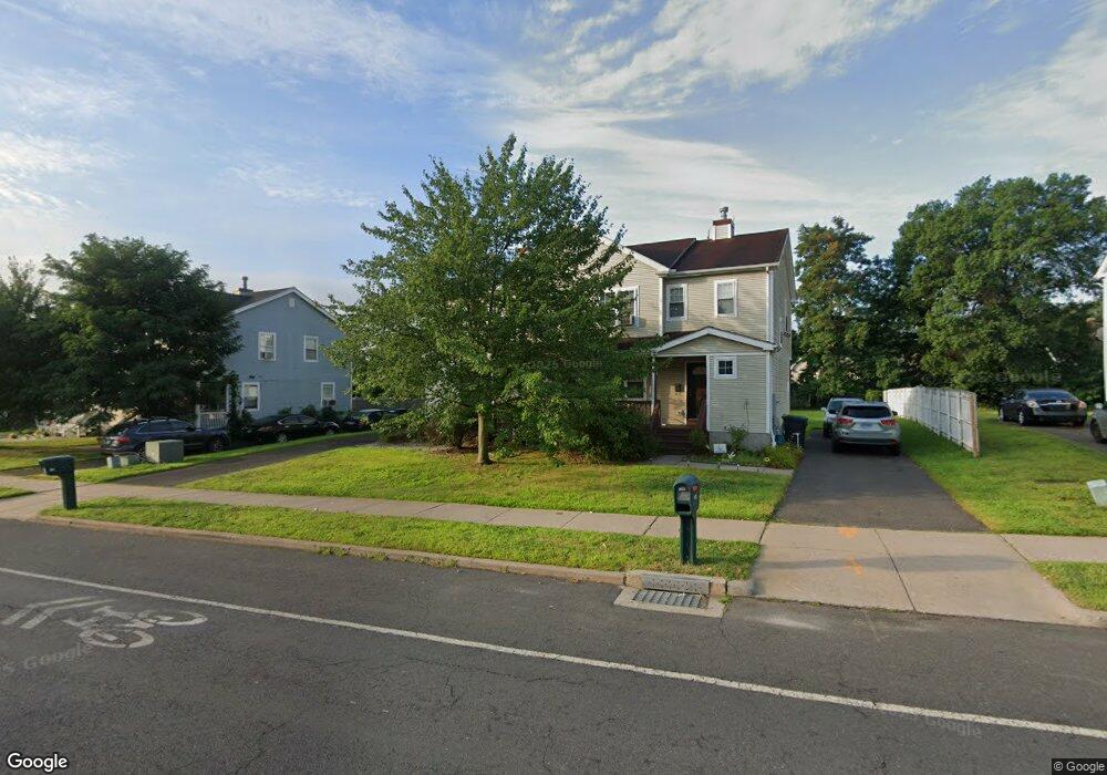 121 Kensington St, Hartford, CT 06120 - photo 1