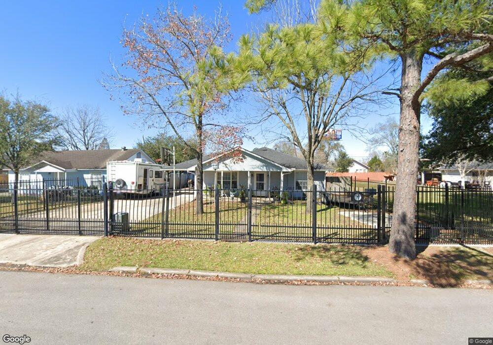 7733 Southern St, Houston, TX 77087 - photo 1