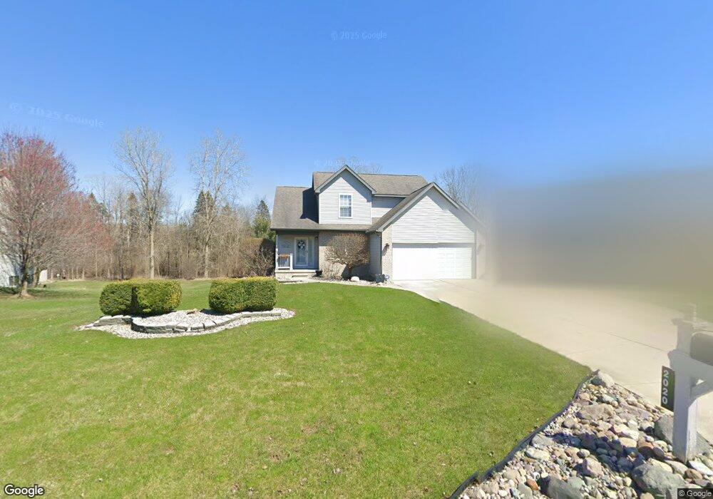 2020 Walnut Creek Dr, Flint, MI 48532 - photo 1