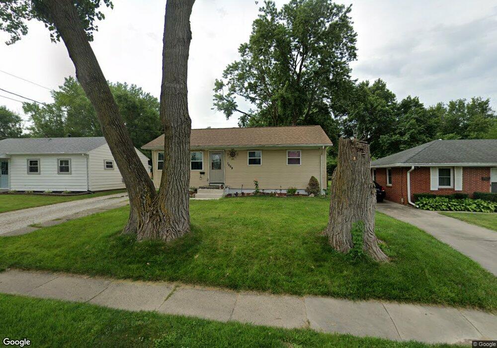 1508 Porter Ave, Des Moines, IA 50315 - photo 1