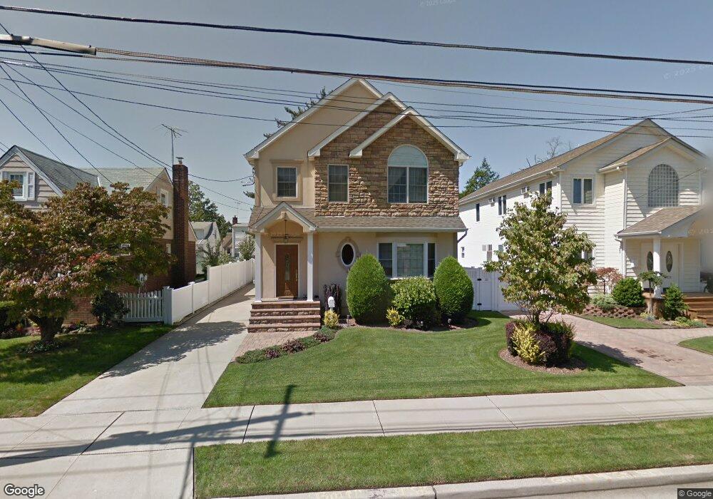 222 Hoffman St, Franklin Square, NY 11010 - photo 1