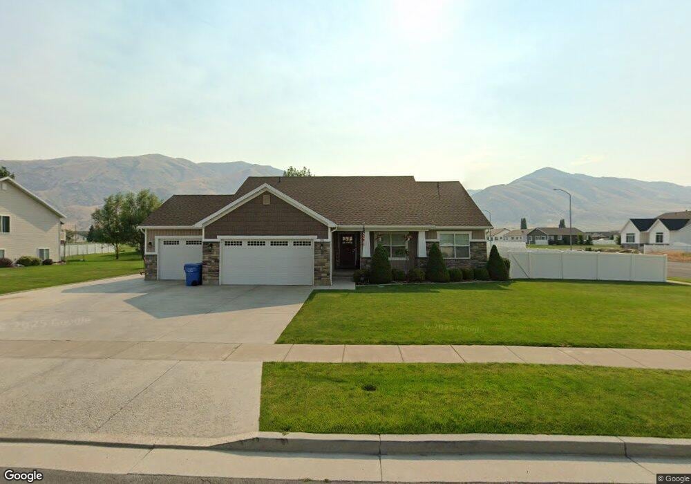 285 S 1130 E, Hyrum, UT 84319 - photo 1