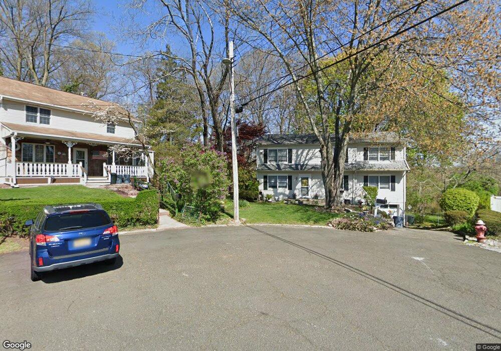 80 Hearthstone Rd, Yonkers, NY 10710 - photo 1