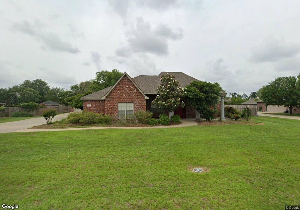 864 S Kade Ln, Lake Charles, LA 70605 - photo 1