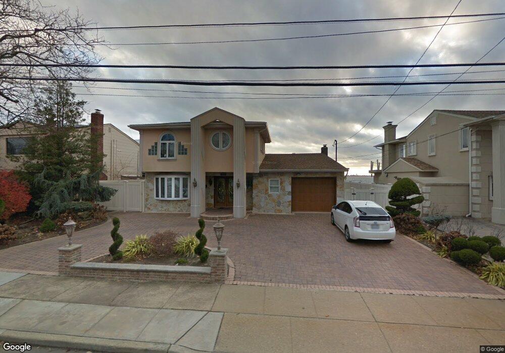 3522 Bertha Dr, Baldwin, NY 11510 - photo 1