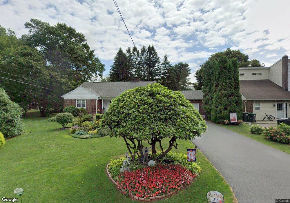 39 S Hollywood Blvd, Hazleton, PA 18202 - photo 1