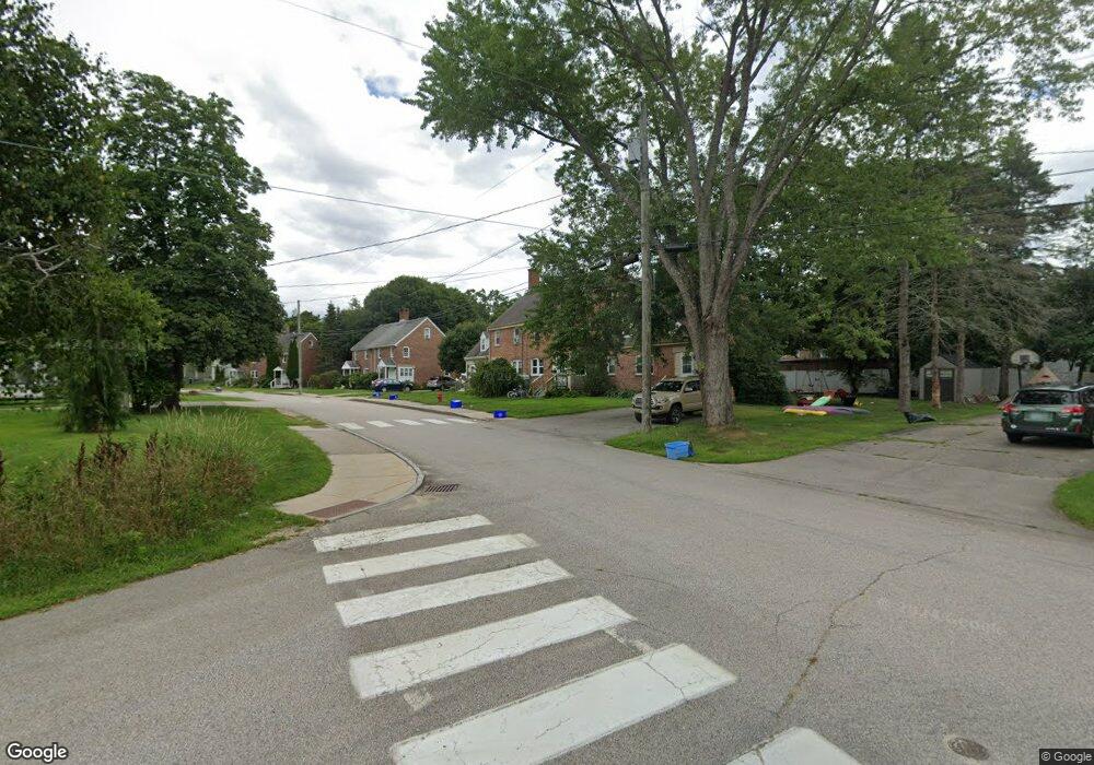 902 Piscassic St, Newmarket, NH 03857 - photo 1