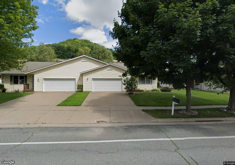 1012 Jonathan Ln, La Crescent, MN 55947 - photo 1