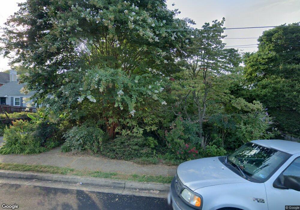 7406 Howard Ct, Falls Church, VA 22043 - photo 1