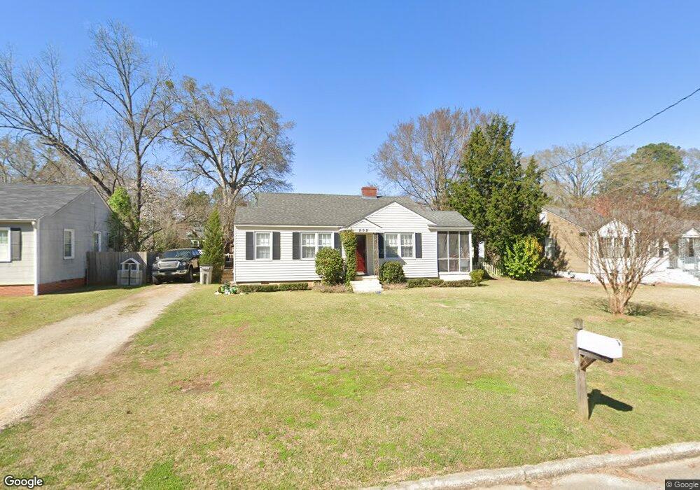 202 Beechwood Cir, Lagrange, GA 30240 - photo 1