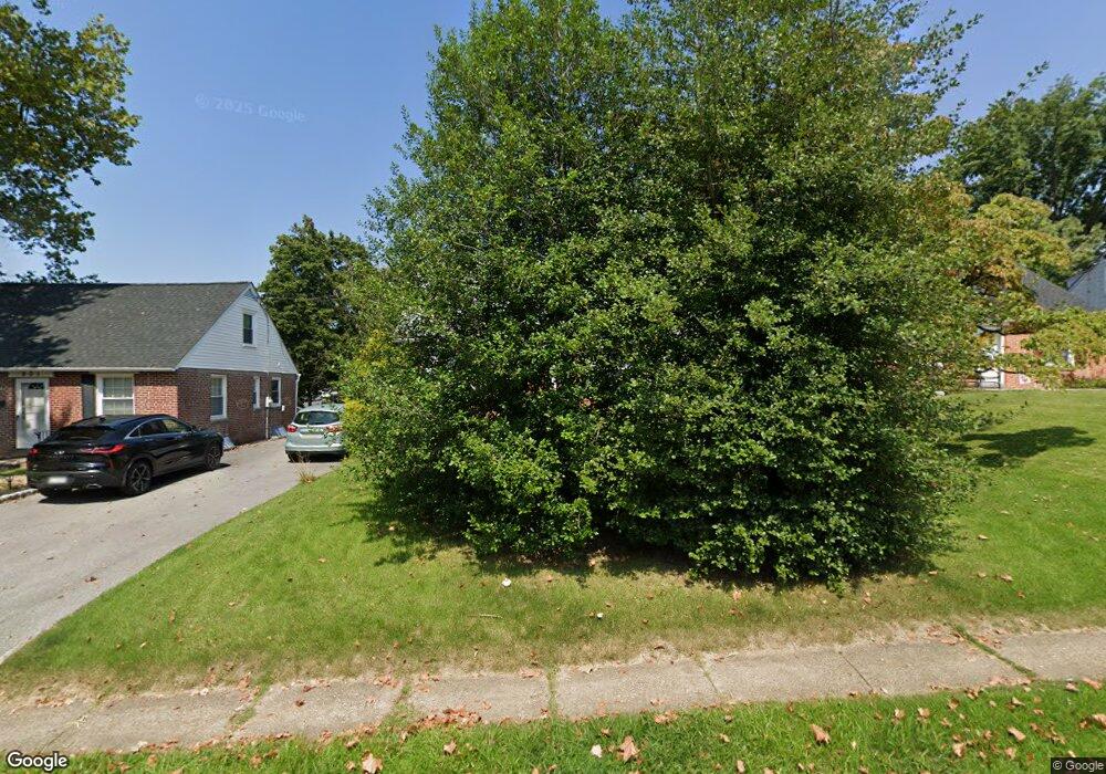 905 Greenbriar Ln, Springfield, PA 19064 - photo 1