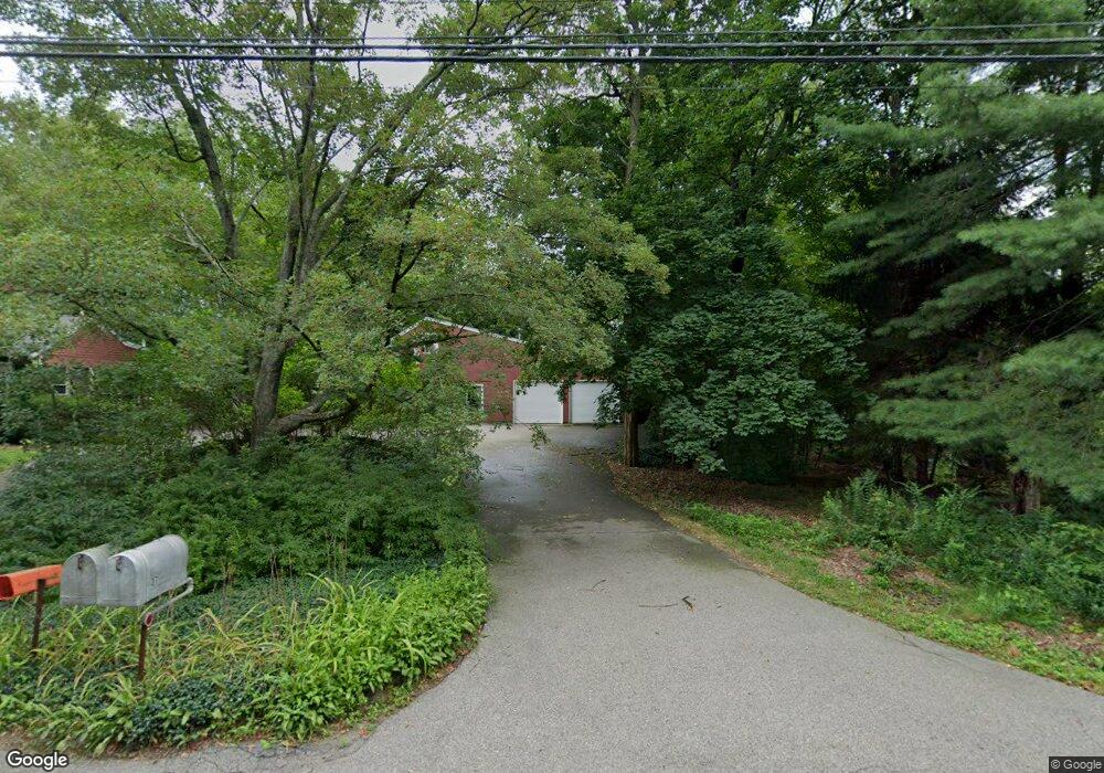 10 Ray Rd, Wrentham, MA 02093 - photo 1